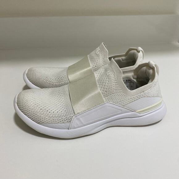 APL TechLoom‎ Bliss White Sneakers Size 7.5 - Picture 1 of 9